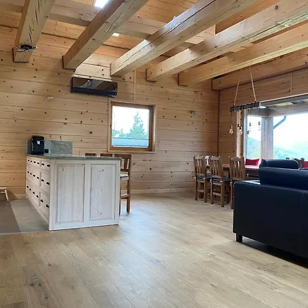 Bielanska Ostoja Lägenhet *